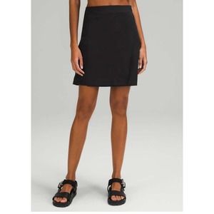 Lululemon lab wrap skirt black size 8 NWT